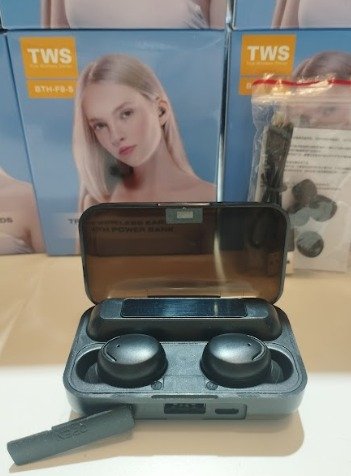 Auriculares Bluetooth deportivos con pantalla LED y control táctil - Imagen 4