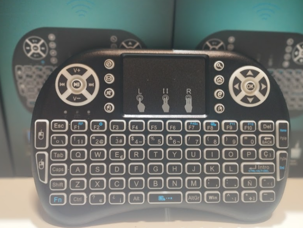 Mini teclado con ratón touchpad inalámbrico para PC y Android