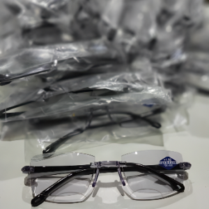 Pack de gafas antirayos azules multifocales +1.50 mas funda de cuero