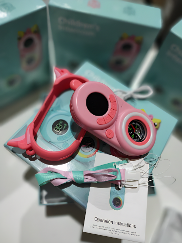 Walkie-talkie infantil recargable con batería 650 mAh y carga USB-C
