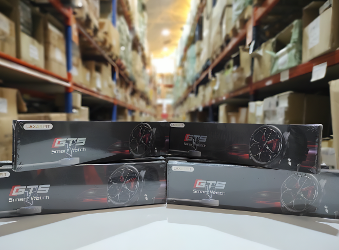Smartwatch deportivo negro – detalle 2