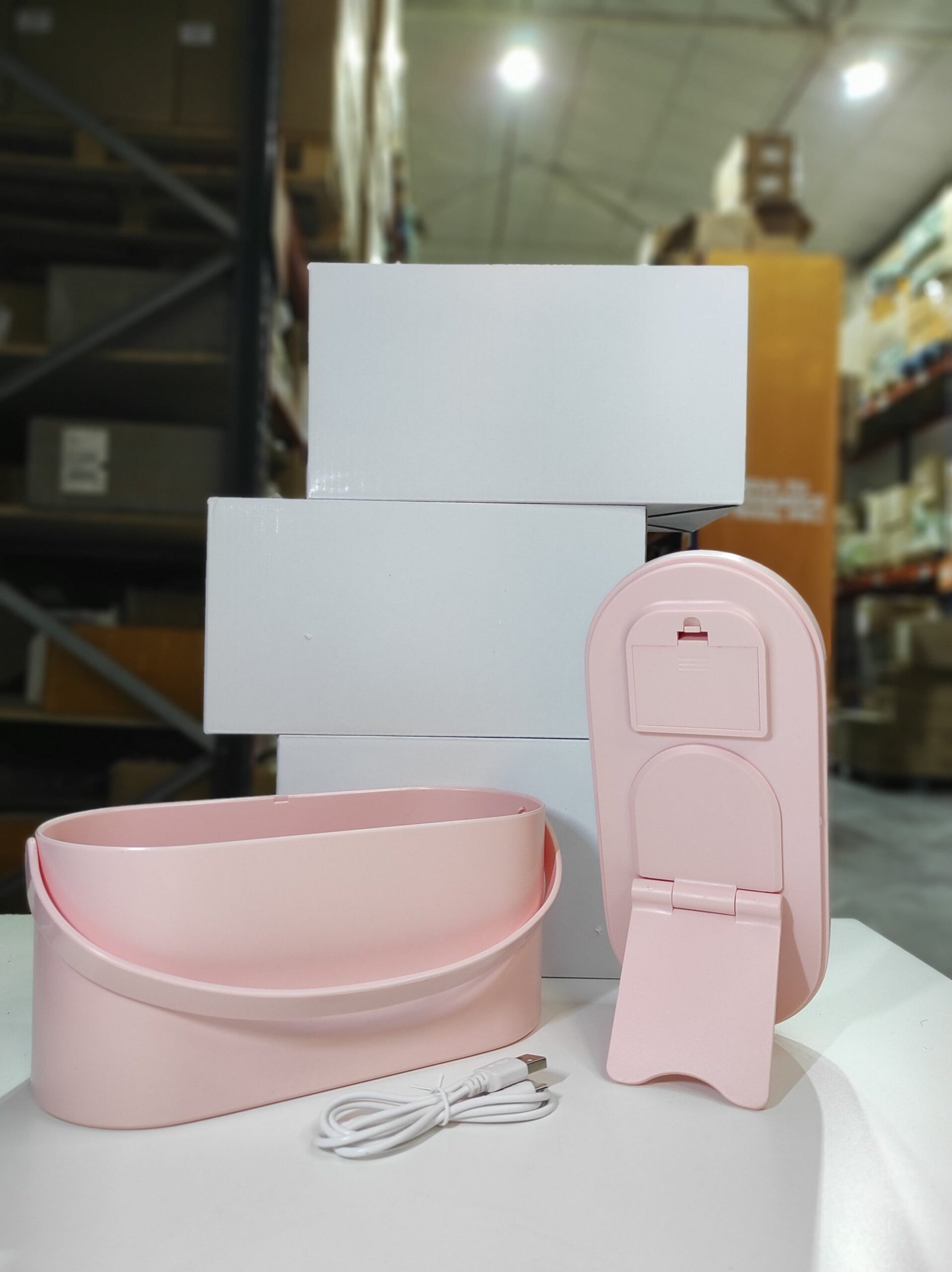 Organizador de maquillaje portátil con espejo LED táctil rosa - Imagen 5