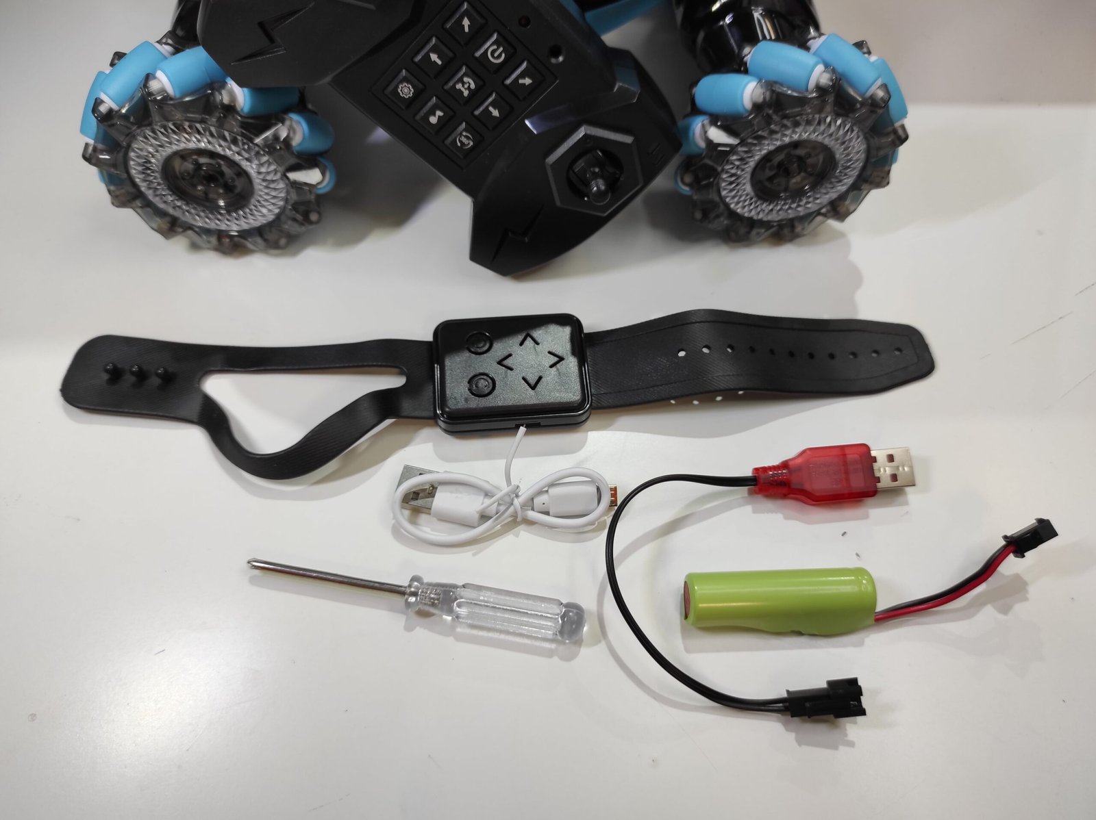 Coche teledirigido 4WD RC con sensor de gestos de acrobacias - Imagen 2