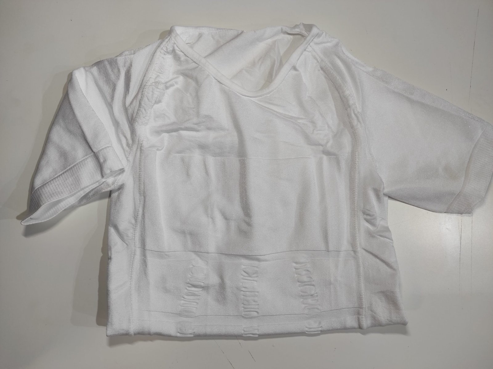 Camiseta moldeadora de compresión hombre XL/XXL blanca – poliamida y elastano - Imagen 4