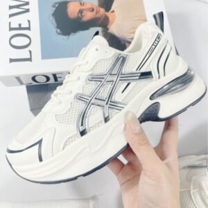 Botines deportivos de mujer JW228 con detalle negro