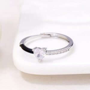 Anillo ajustable de acero inoxidable con corazón plateado