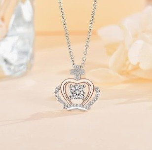 Collar con colgante de corona en plata 925