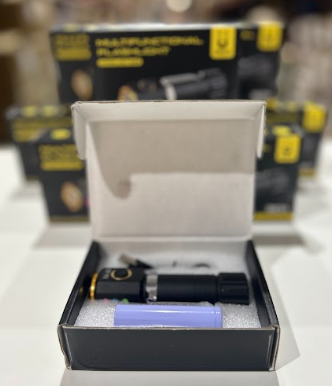 Mini linterna recargable 3 LED con imán y USB-C - detalle 3