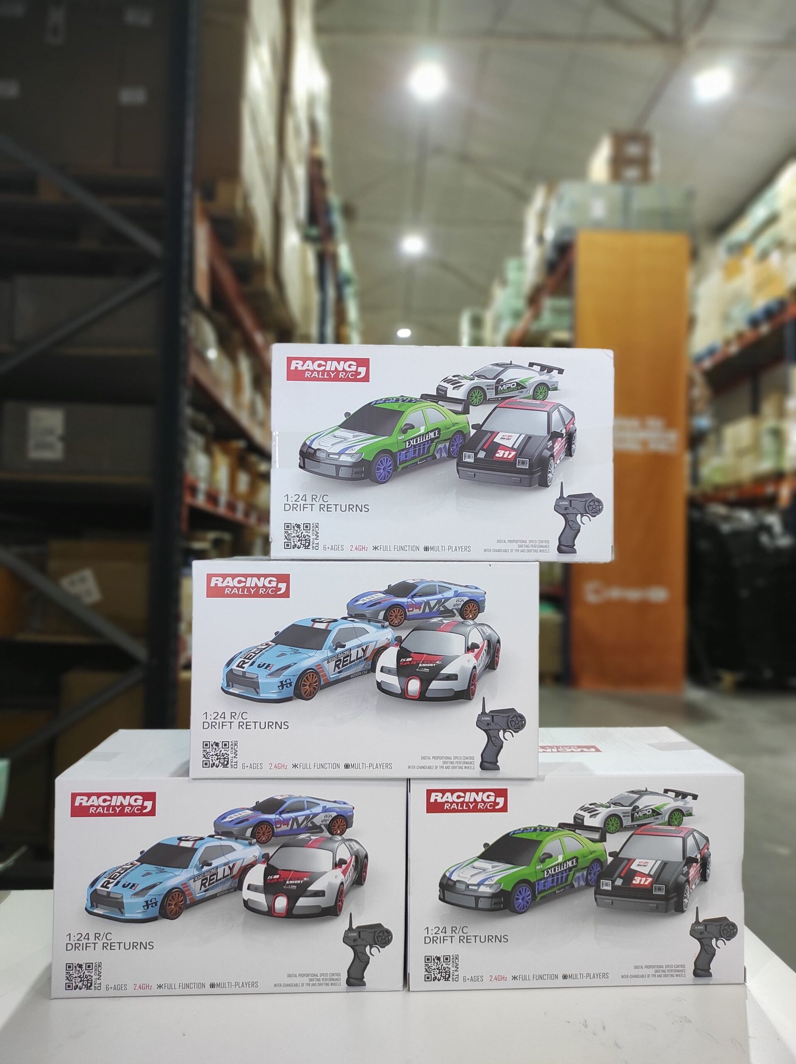 Coche teledirigido drift 1:24 modelo deportivo con 4WD - detalle 2