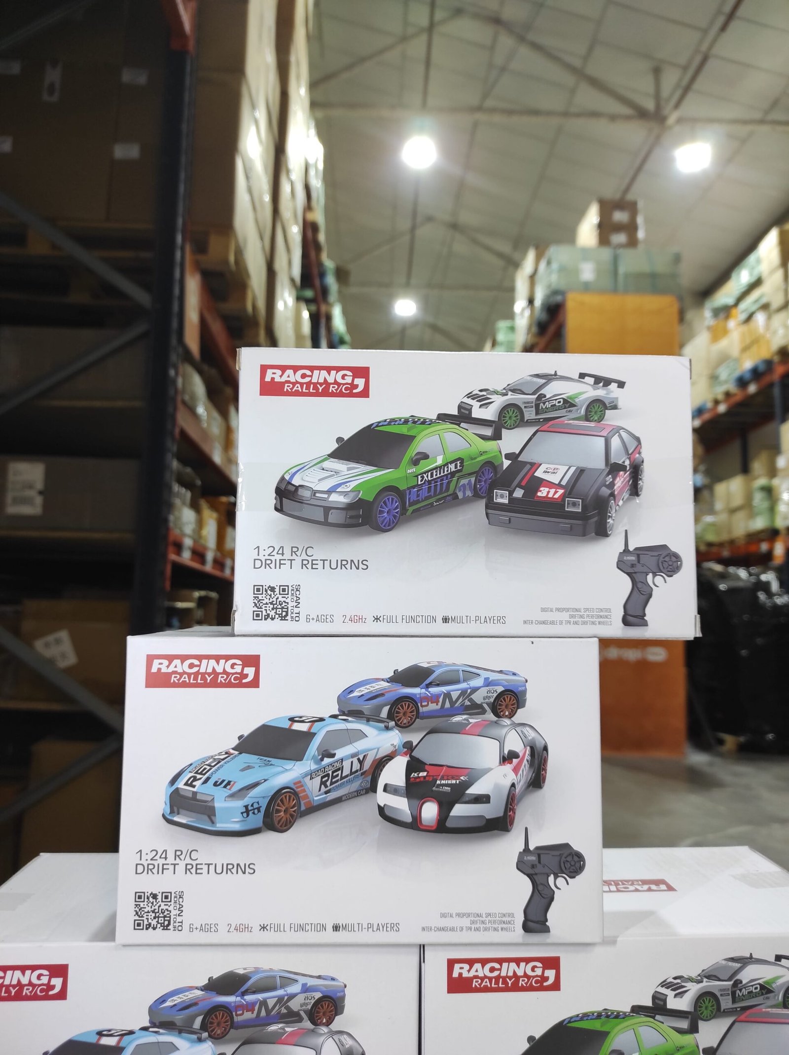 Coche teledirigido drift 1:24 modelo deportivo con 4WD - detalle 3