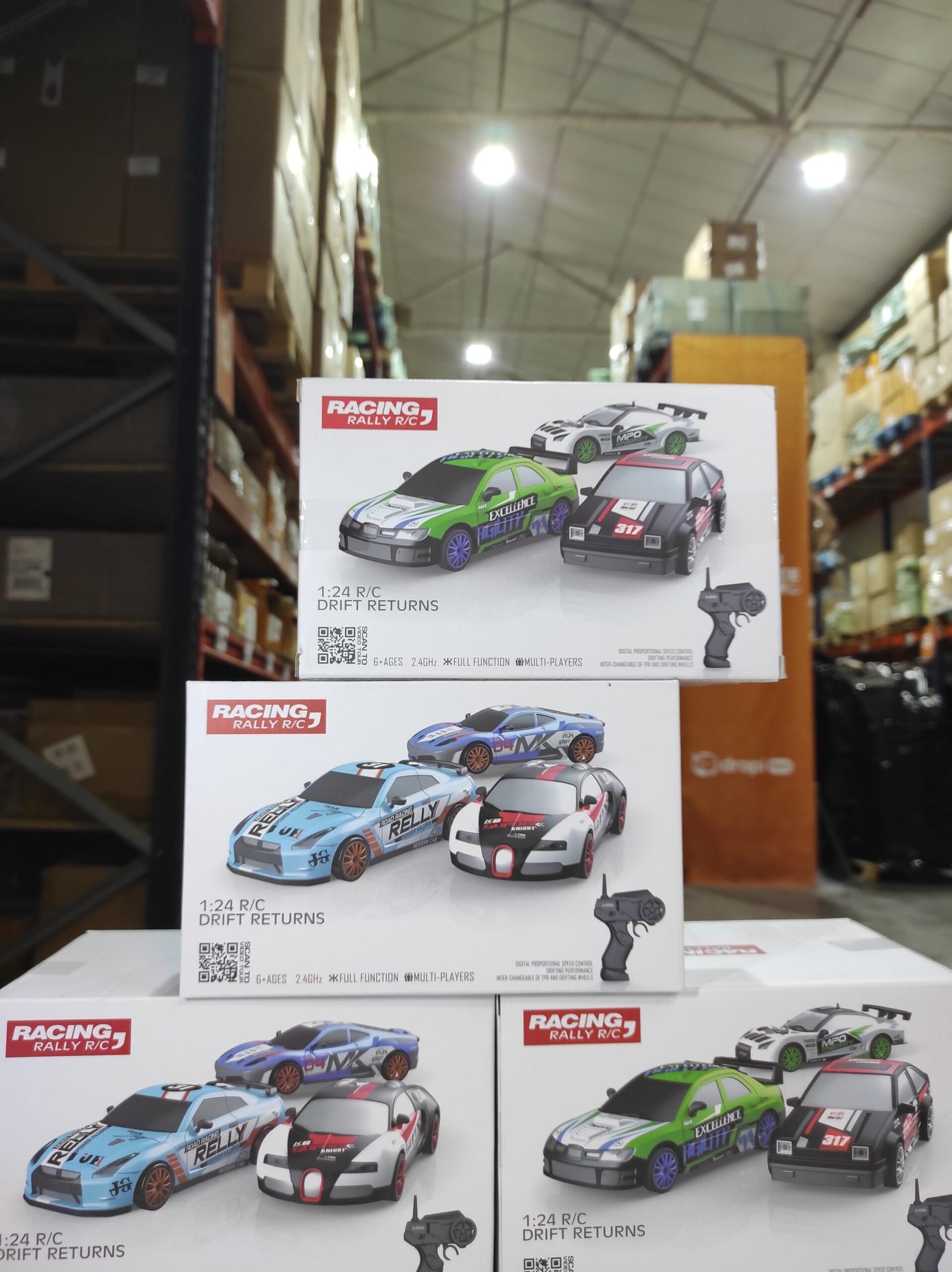 Coche teledirigido drift 1:24 modelo deportivo con 4WD - detalle 4